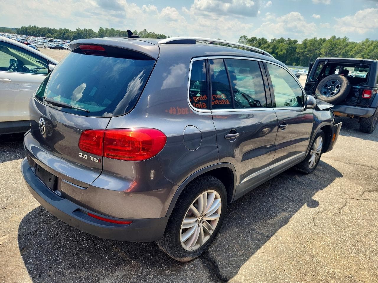 2014 Volkswagen Tiguan S - foto 3
