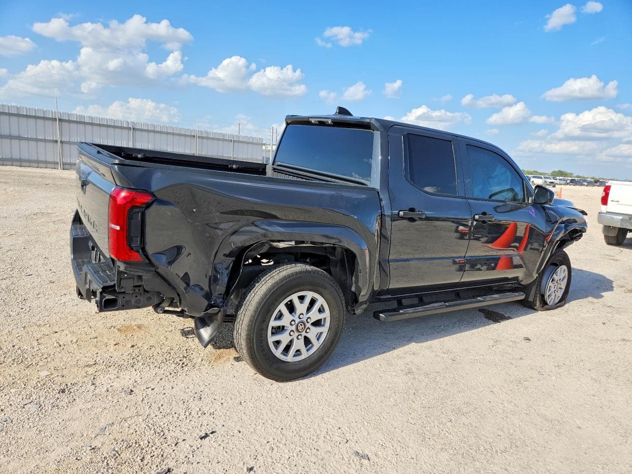 2024 Toyota Tacoma Sr - foto 3