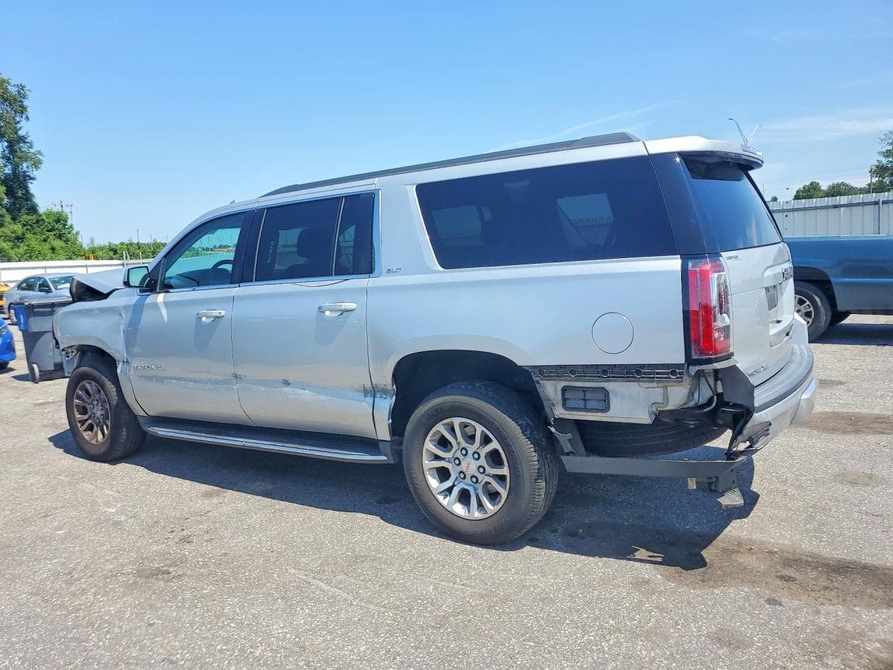 2019 GMC Yukon Xl C1500 Slt - foto 2