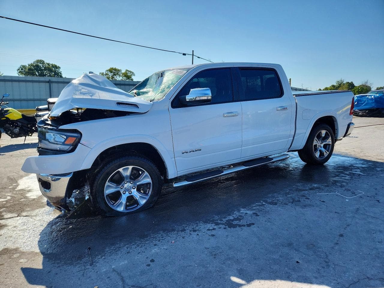 RAM 1500 2022 z USA