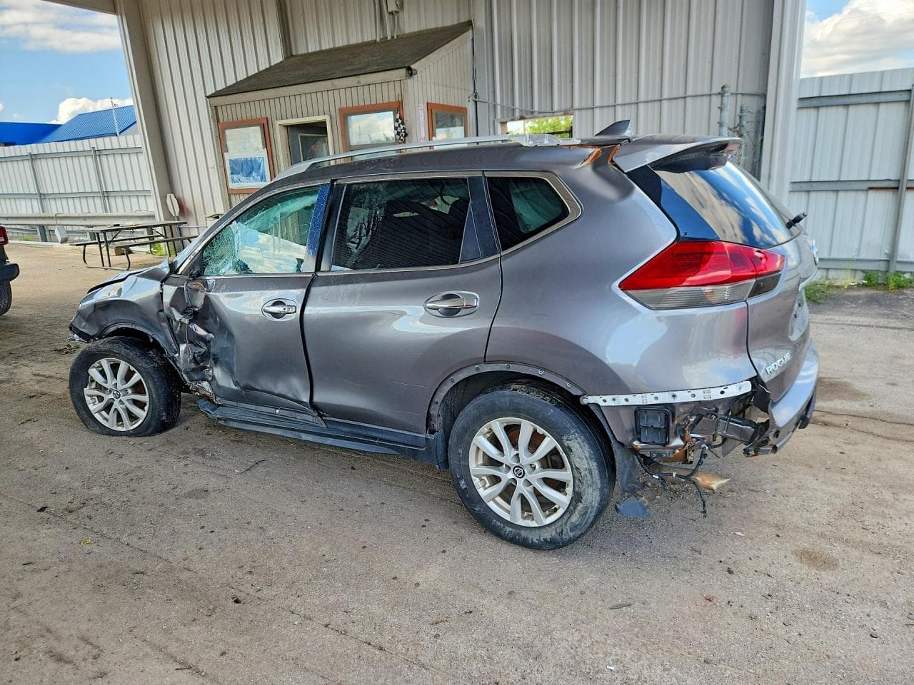 2019 Nissan Rogue Sv - foto 2