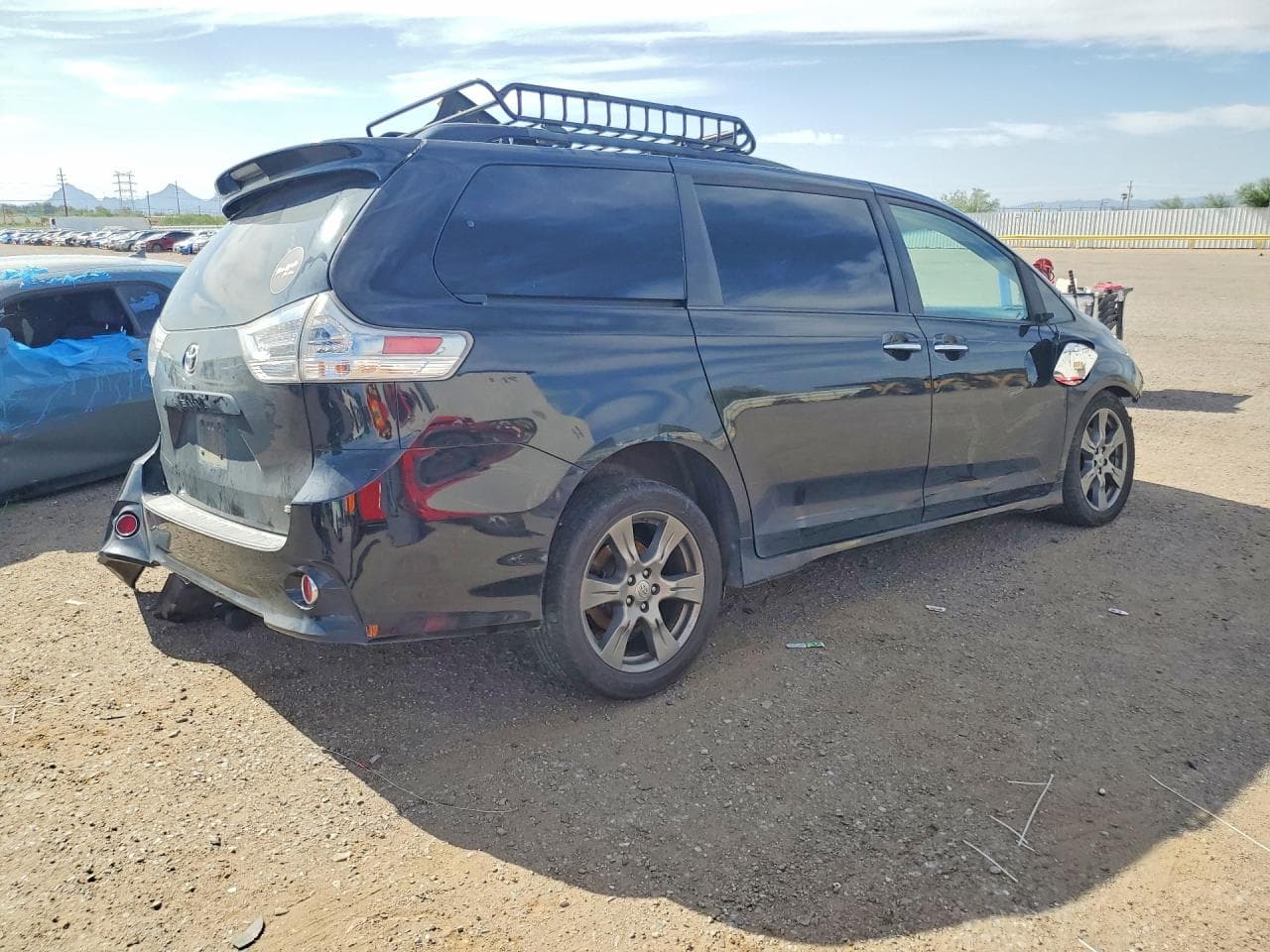 2017 Toyota Sienna Se - foto 3