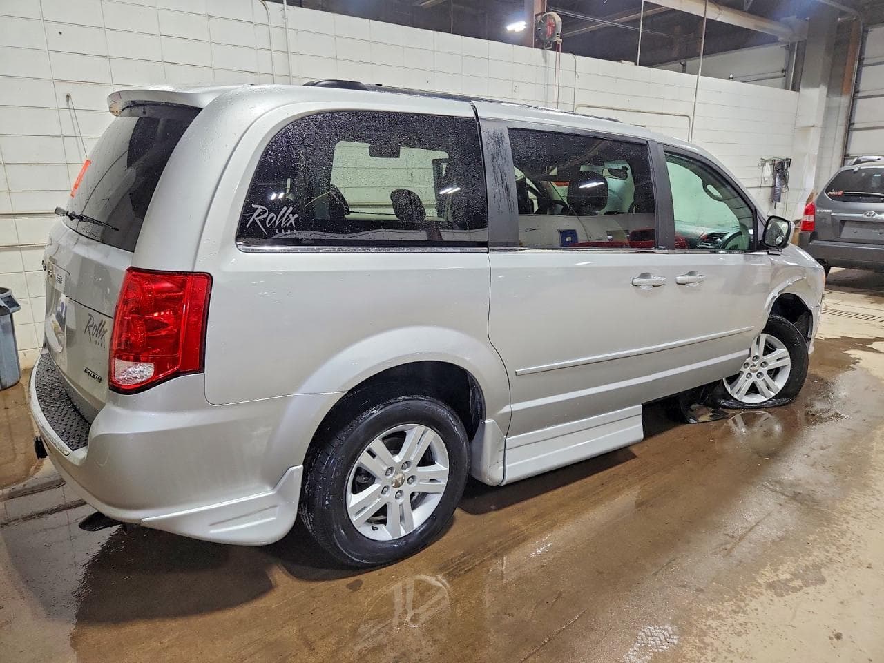 2011 Dodge Grand Caravan Crew - foto 3