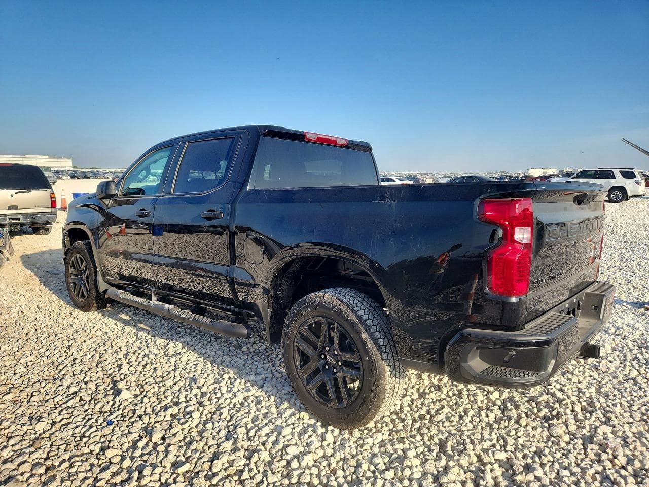 2026 Chevrolet Silverado C1500 Custom - foto 2