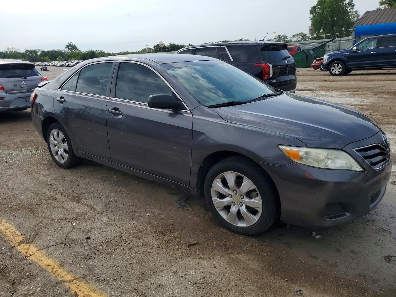 2011 Toyota Camry Le - foto 4