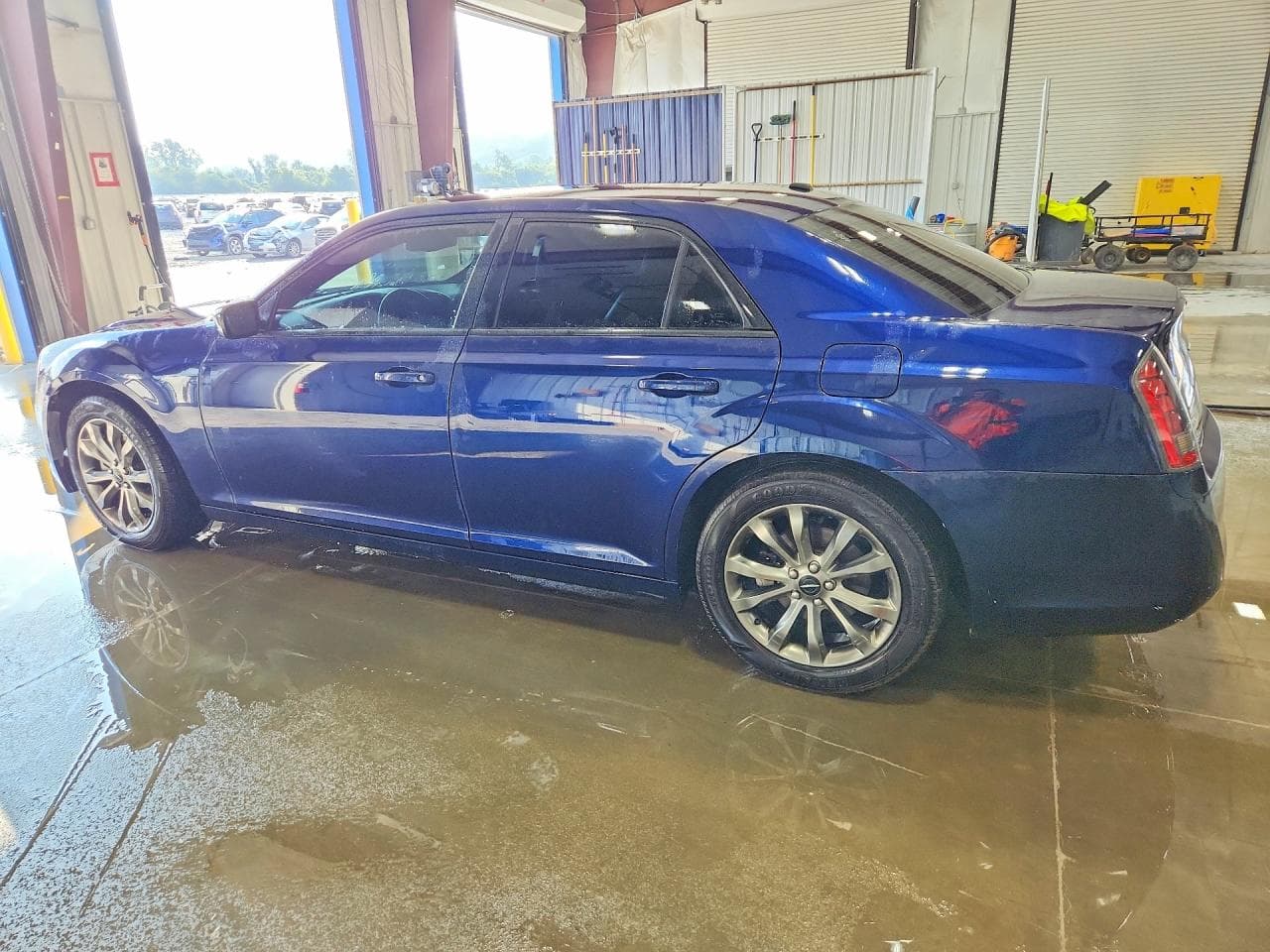 2014 Chrysler 300 S - foto 2