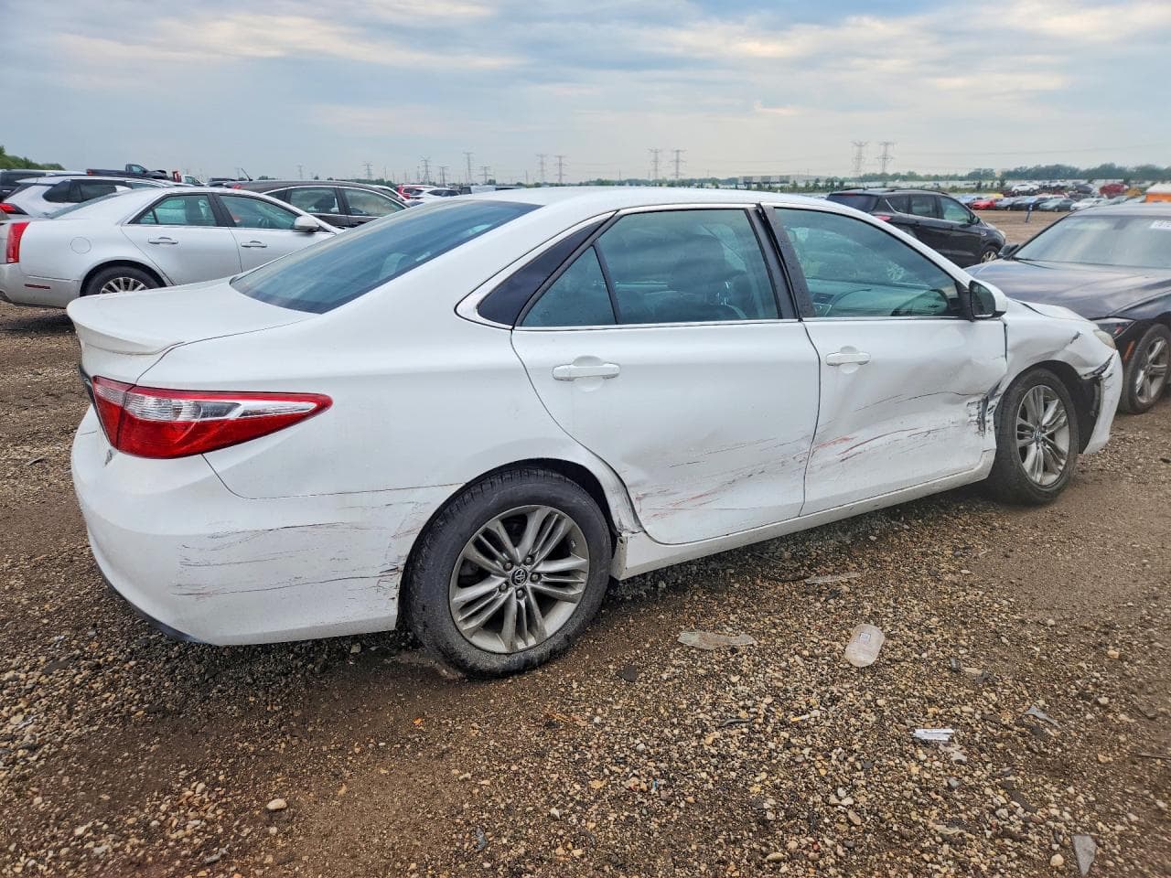 2016 Toyota Camry Se - foto 3