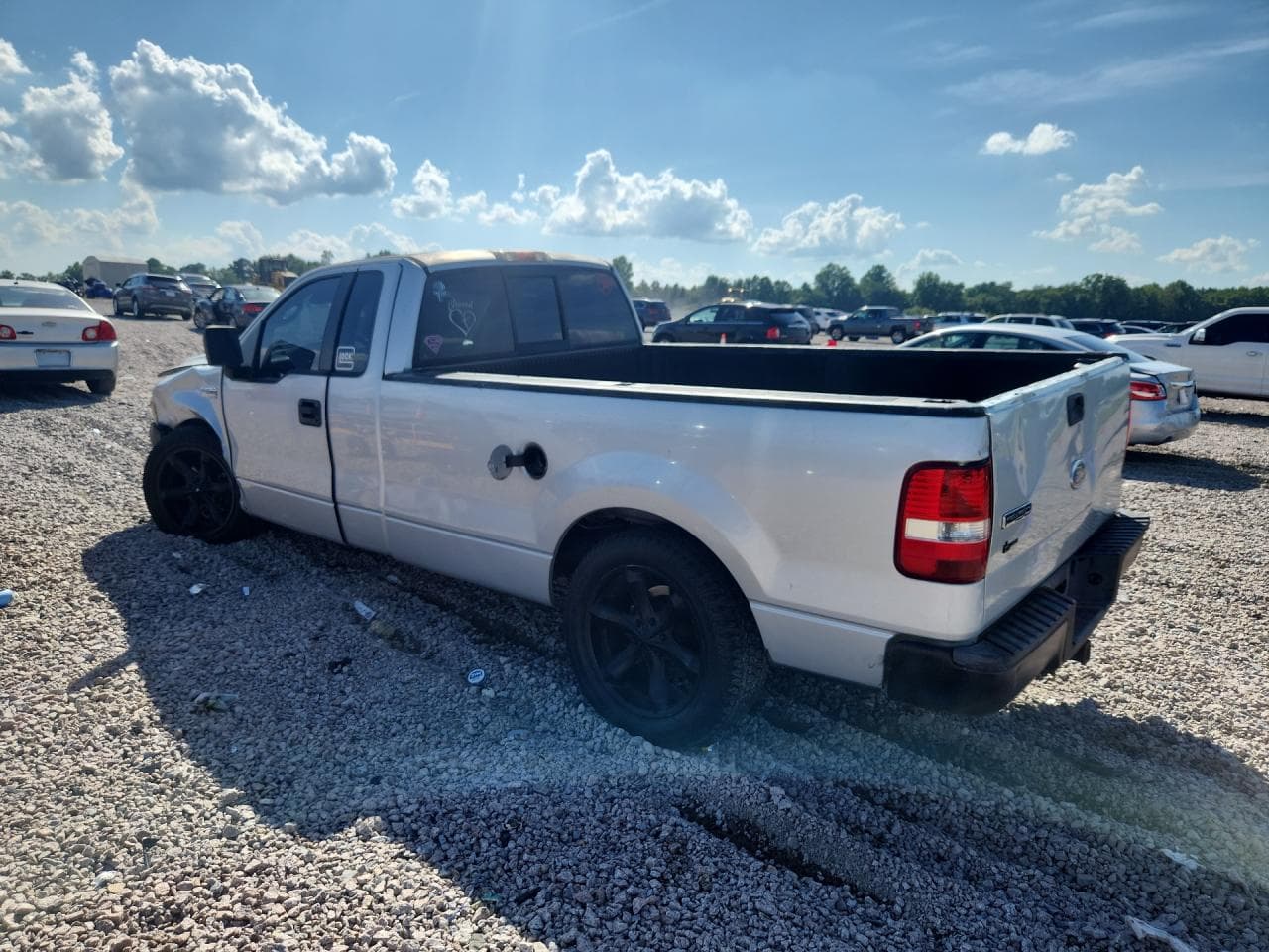 2005 Ford F150 - foto 2