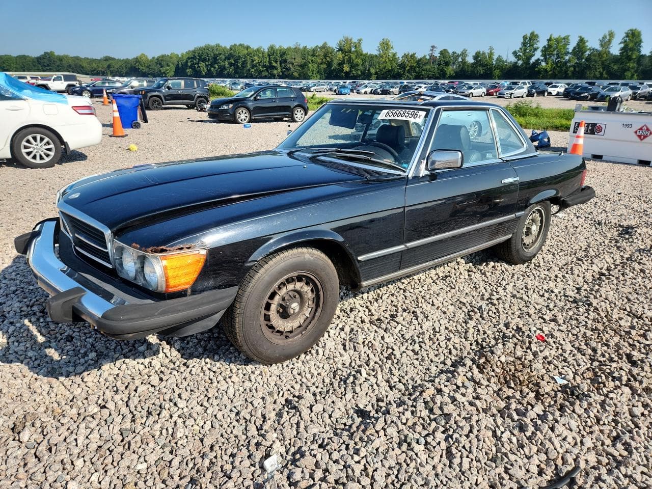 Mercedes-Benz SL-klasse 1982 z USA