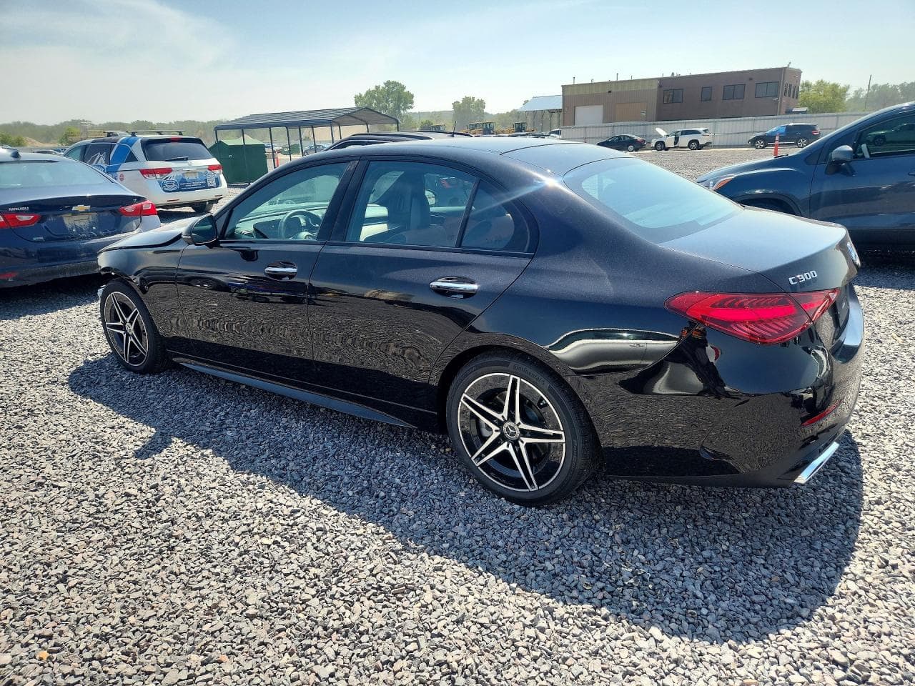 2025 Mercedes-Benz C 300 4Matic - foto 2
