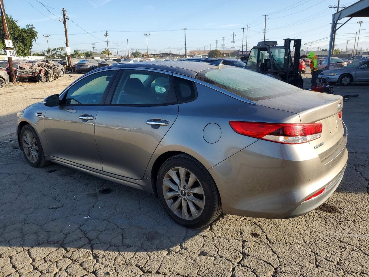 2018 Kia Optima Lx - foto 2