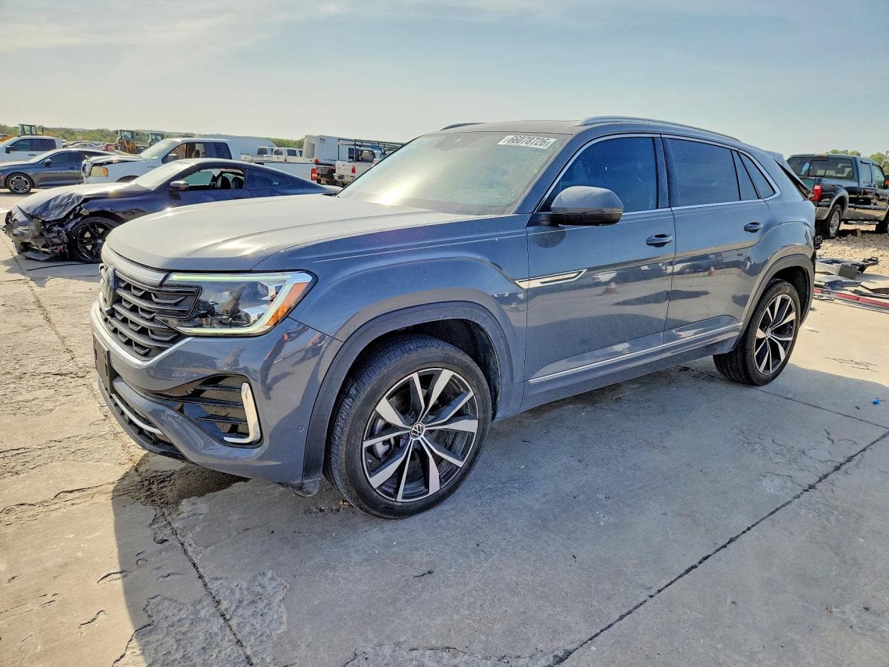 2025 Volkswagen Atlas Cross Sport Sel Premium R-Line