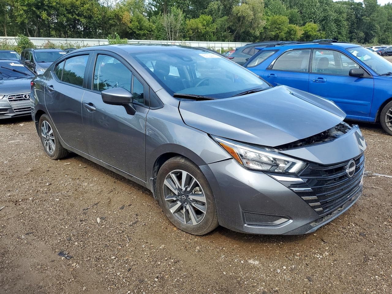 2025 Nissan Versa - foto 4