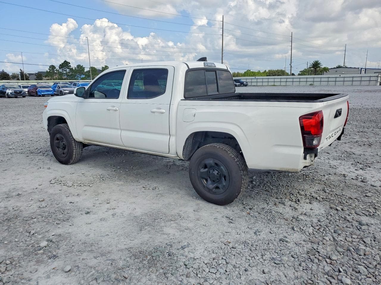 2021 Toyota Tacoma Sr - foto 2