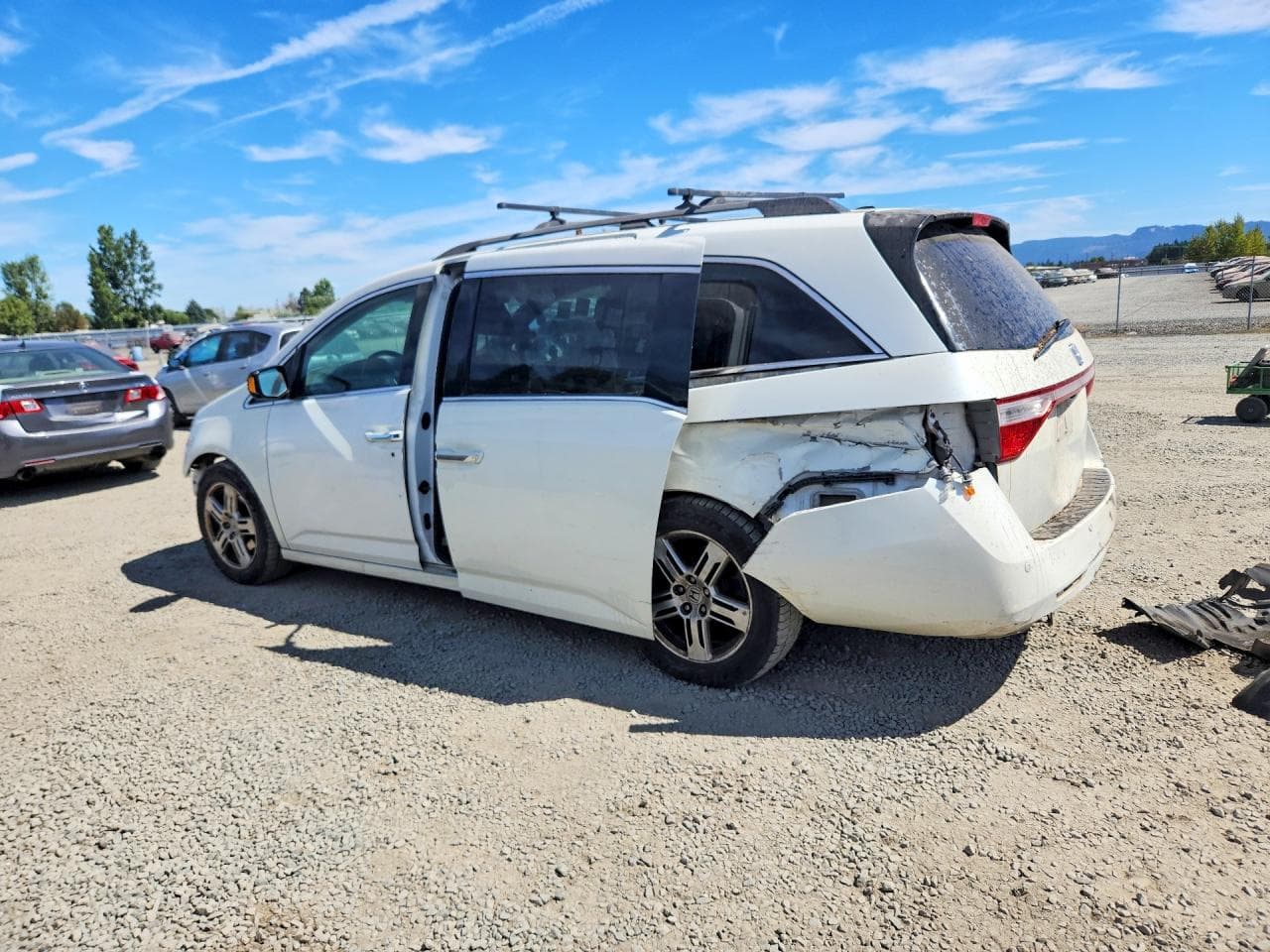 2012 Honda Odyssey Touring - foto 2
