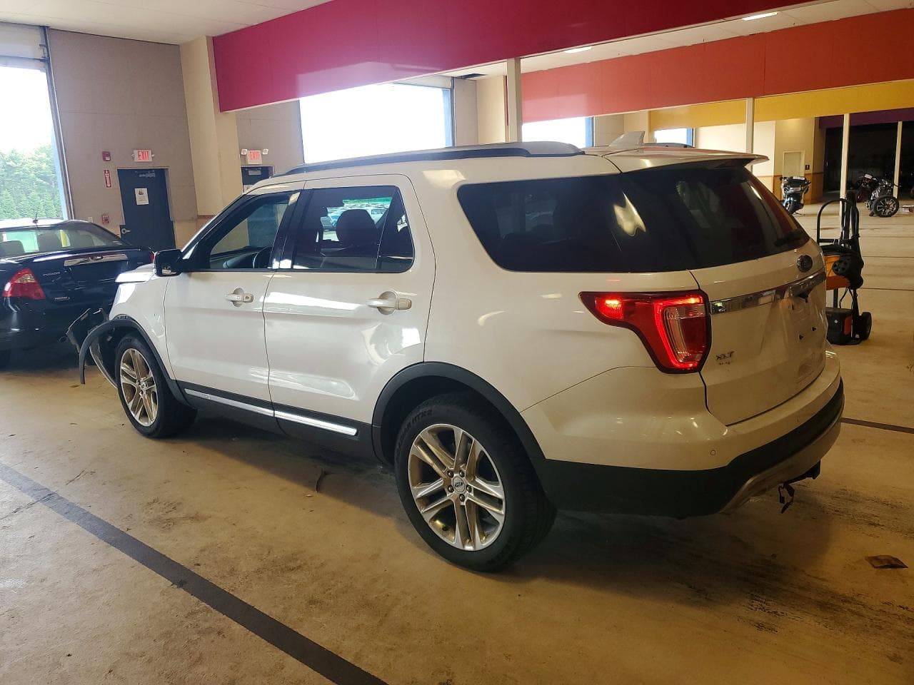 2017 Ford Explorer Xlt - foto 2