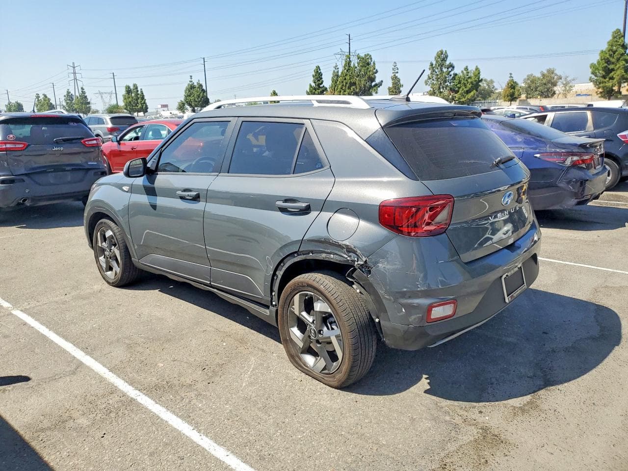 2025 Hyundai Venue Sel - foto 2