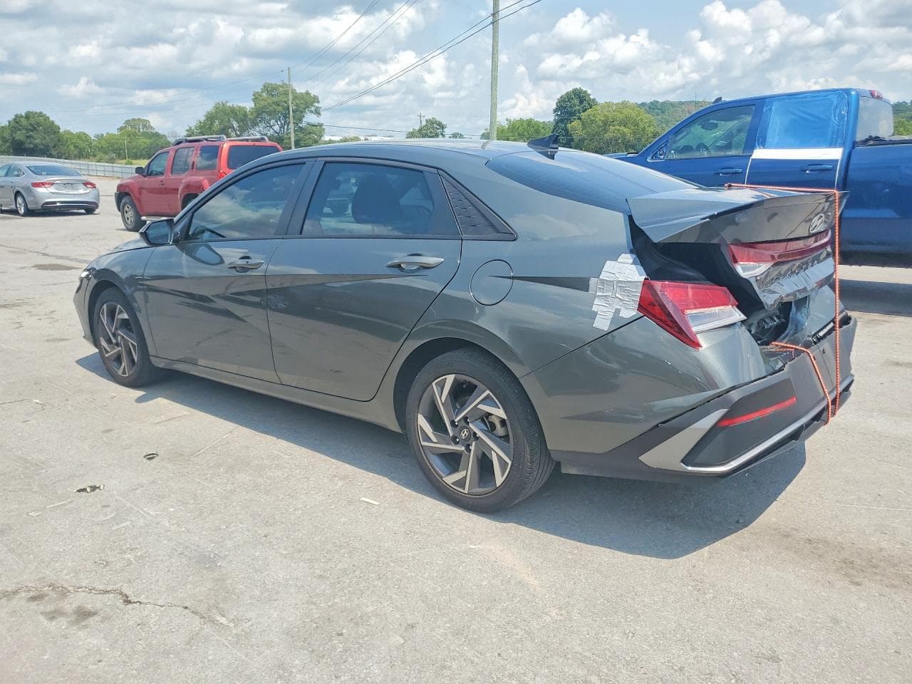 2025 Hyundai Elantra Sel Sport - foto 2