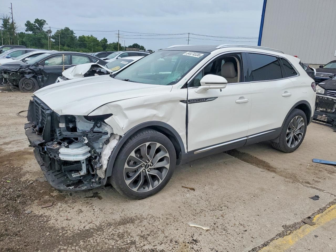 Lincoln Nautilus 2022 z USA