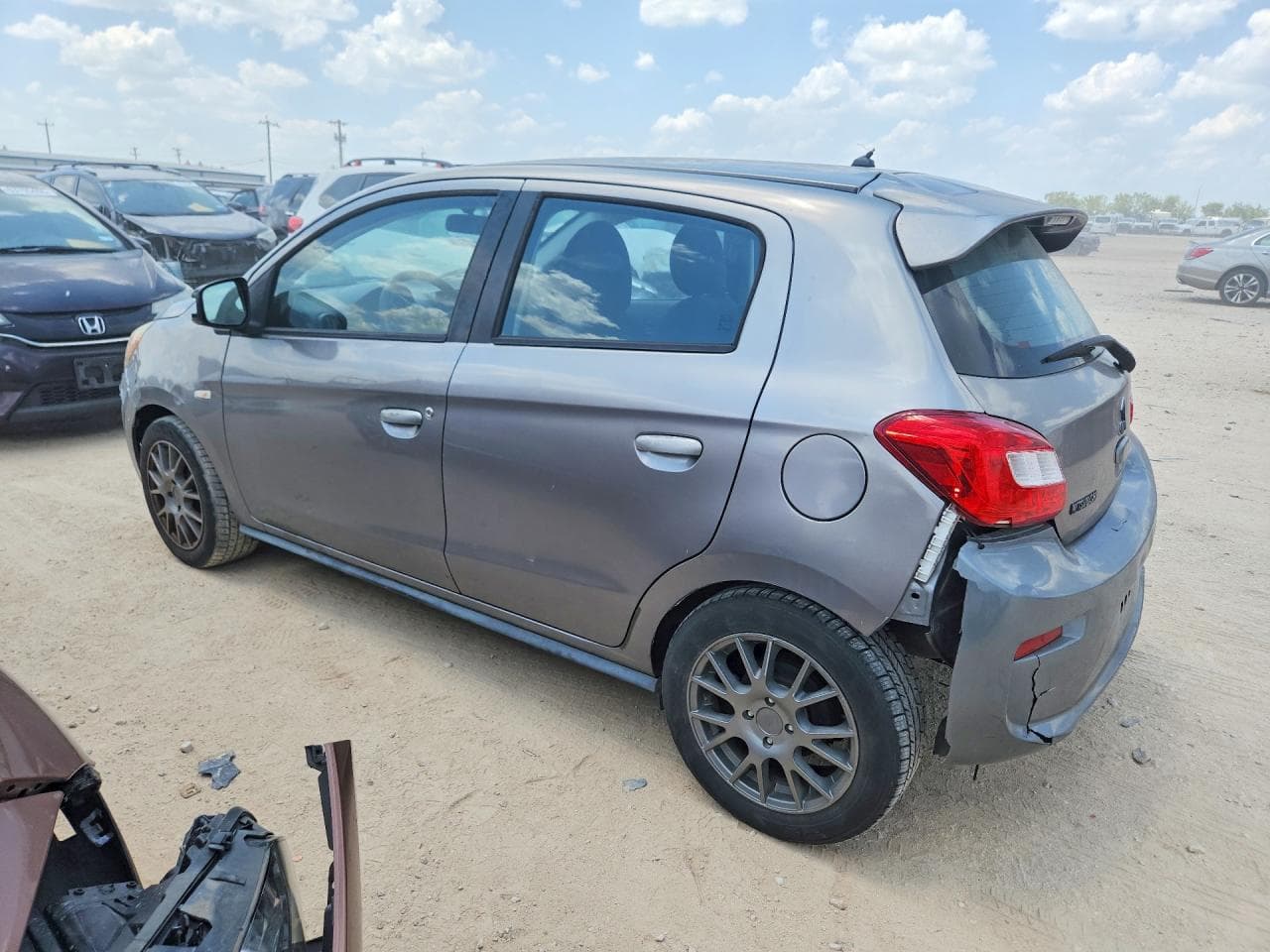 2017 Mitsubishi Mirage Es - foto 2
