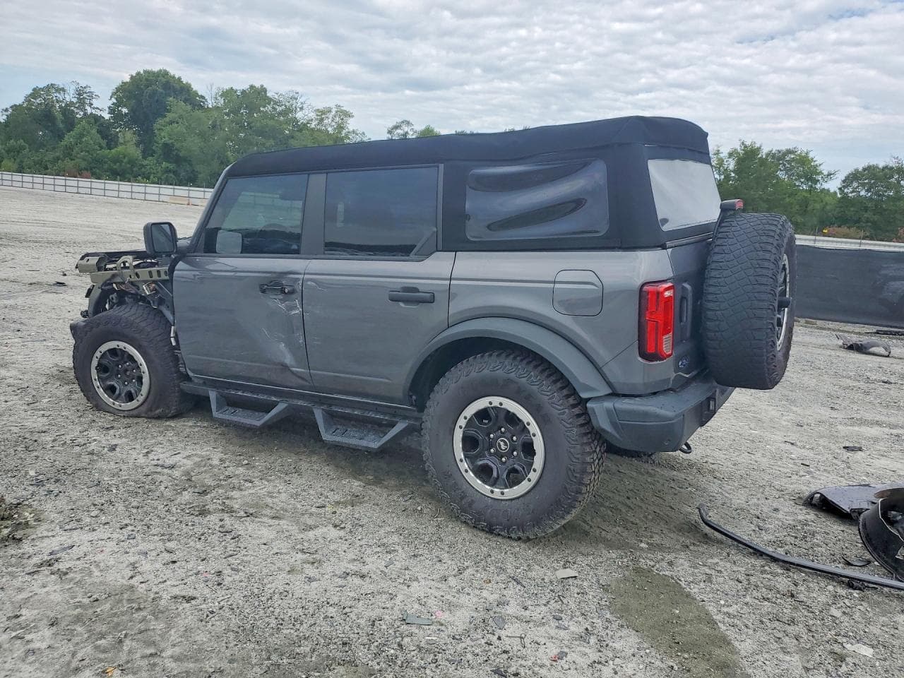 2023 Ford Bronco Base - foto 2