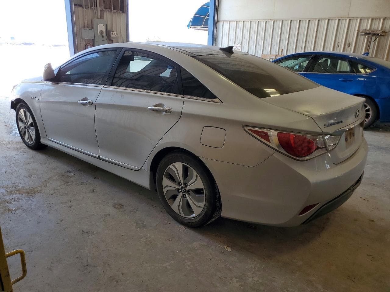 2015 Hyundai Sonata Hybrid Limited - foto 2
