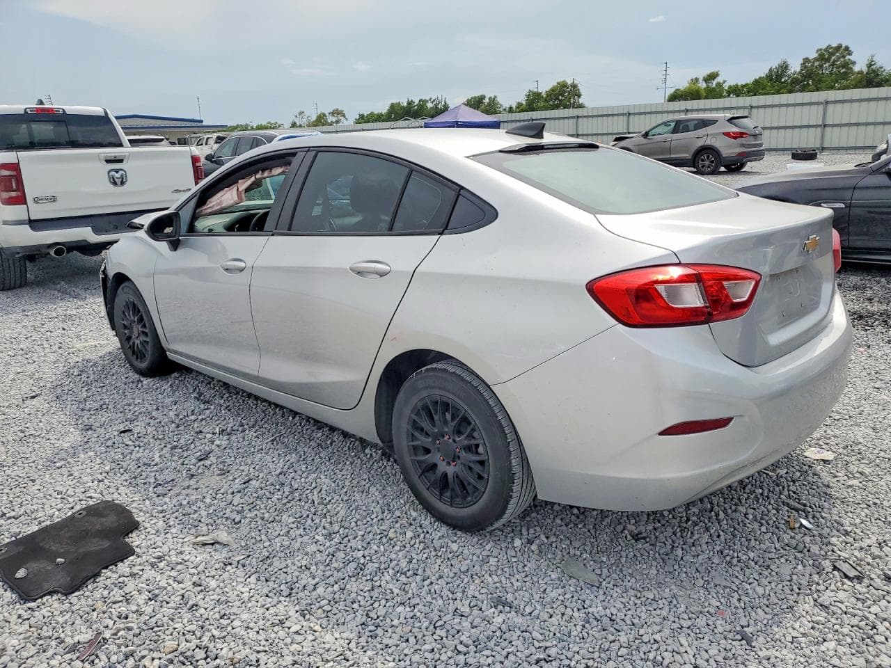 2018 Chevrolet Cruze Ls - foto 2