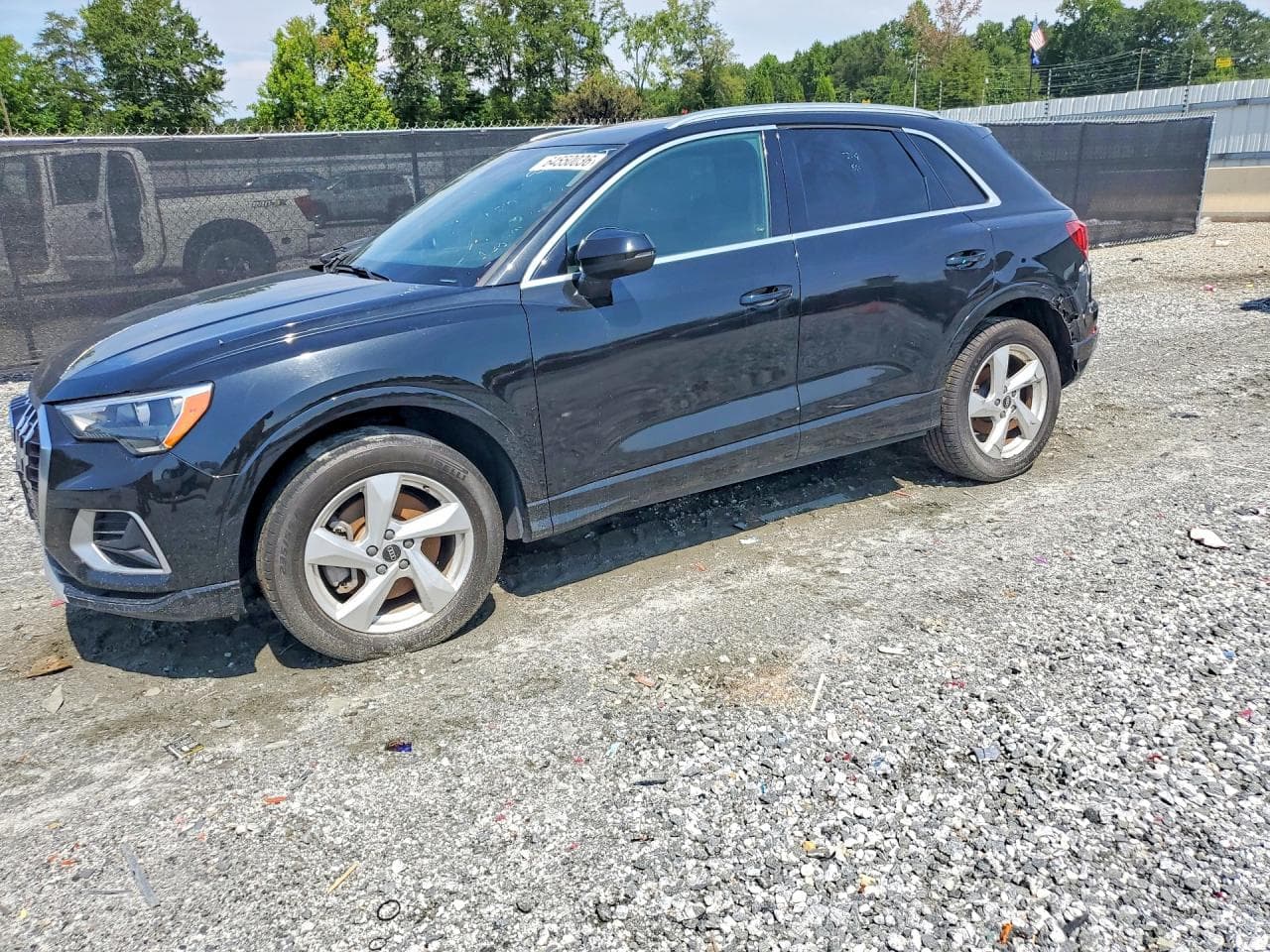 Audi Q3 2021 z USA
