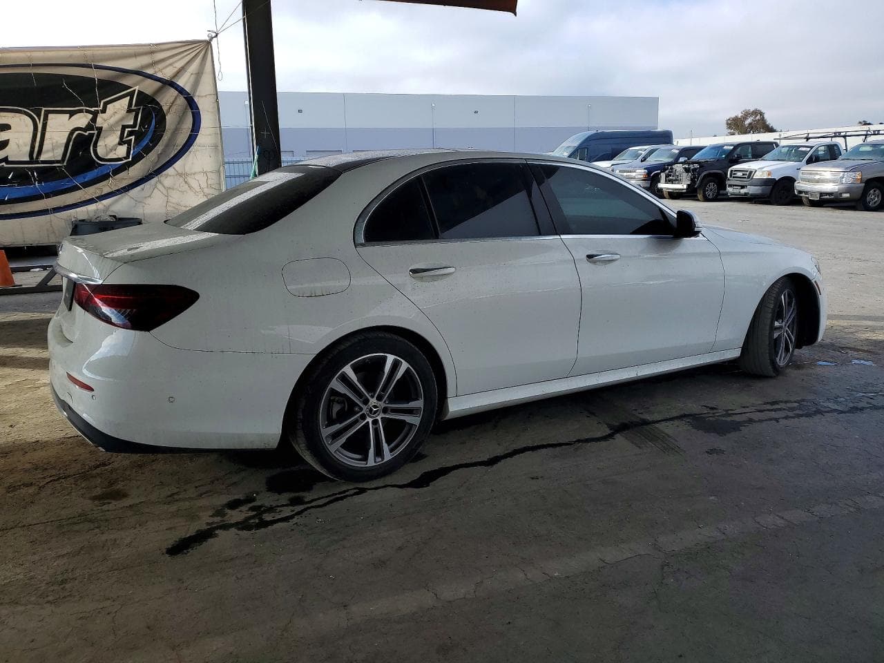 2021 Mercedes-Benz E 350 - foto 3
