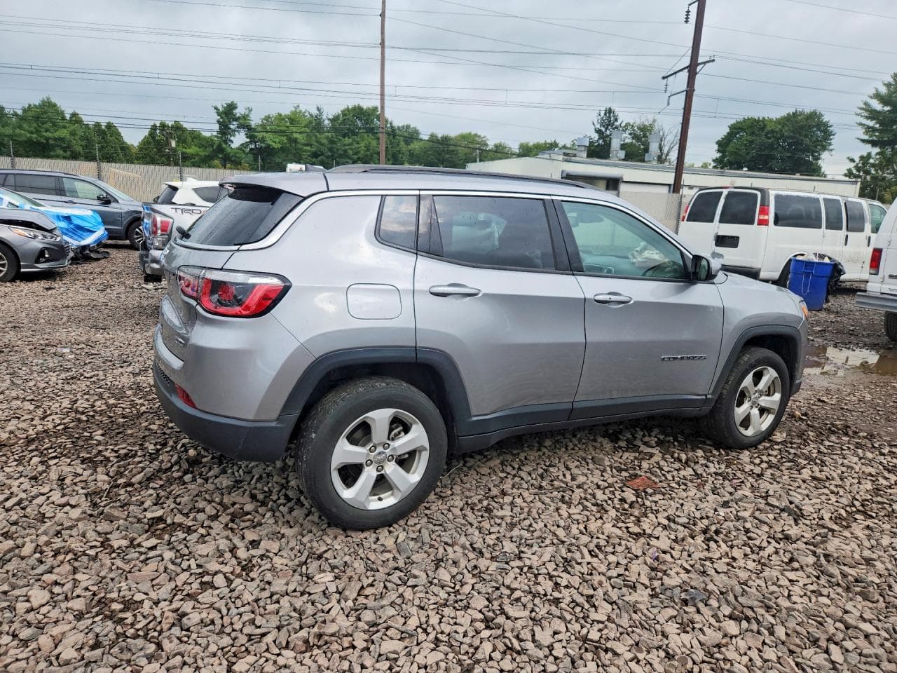 2020 Jeep Compass Latitude - foto 3