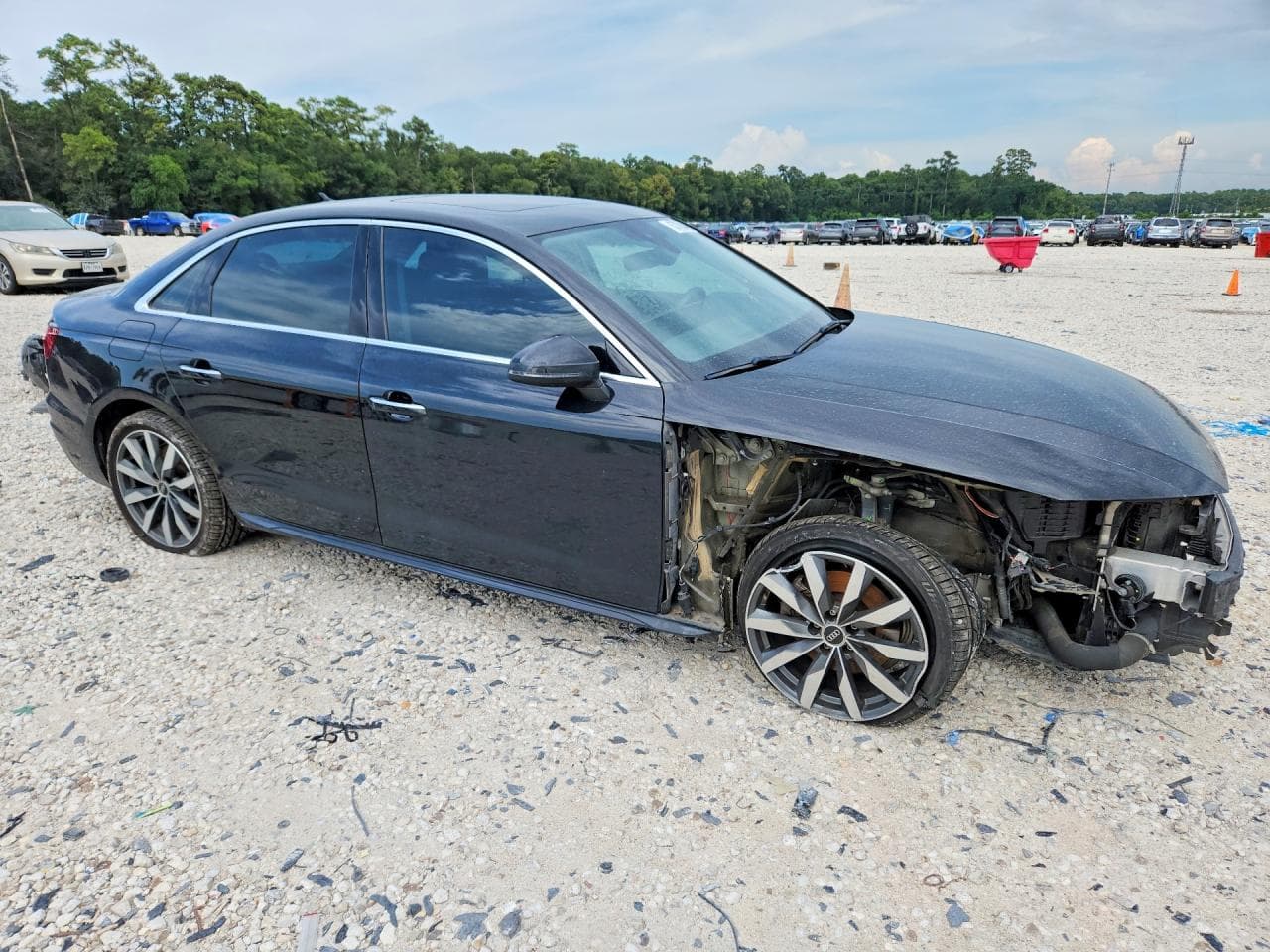 2022 Audi A4 Premium 40 - foto 4