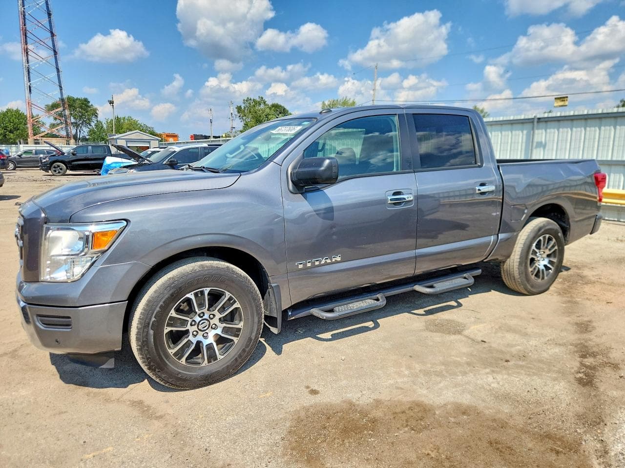 2021 Nissan Titan Sv