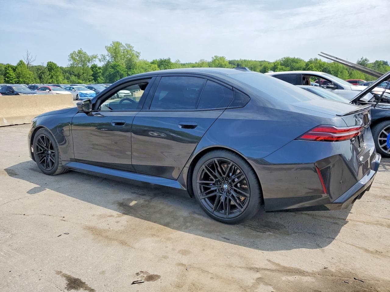 2026 BMW M5 - foto 2