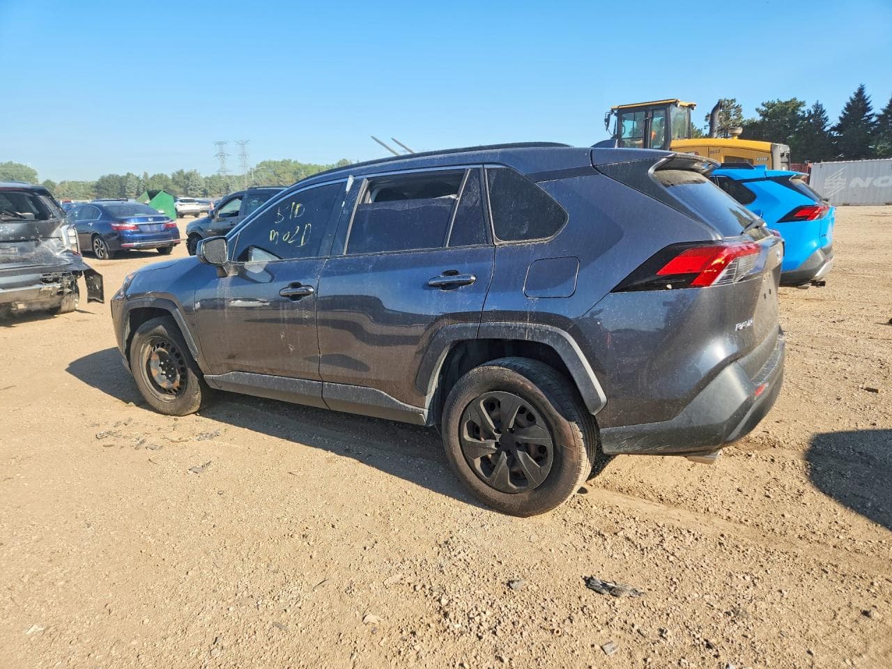 2019 Toyota Rav4 Le - foto 2
