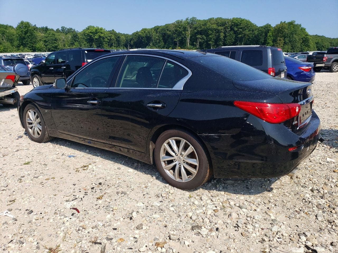 2015 Infiniti Q50 Premium - foto 2
