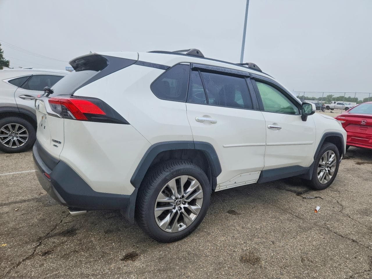 2020 Toyota Rav4 Limited - foto 3