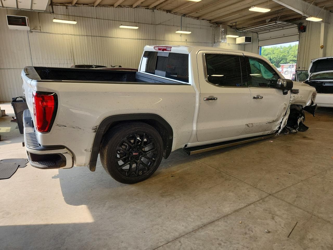 2023 GMC Sierra K1500 Denali - foto 3