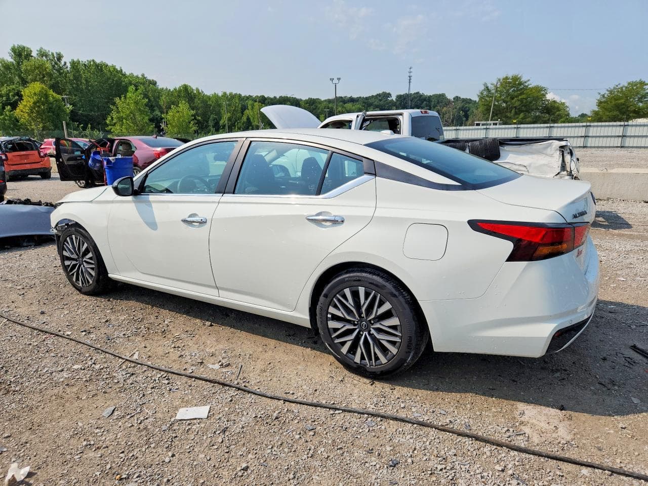 2025 Nissan Altima Sv - foto 2