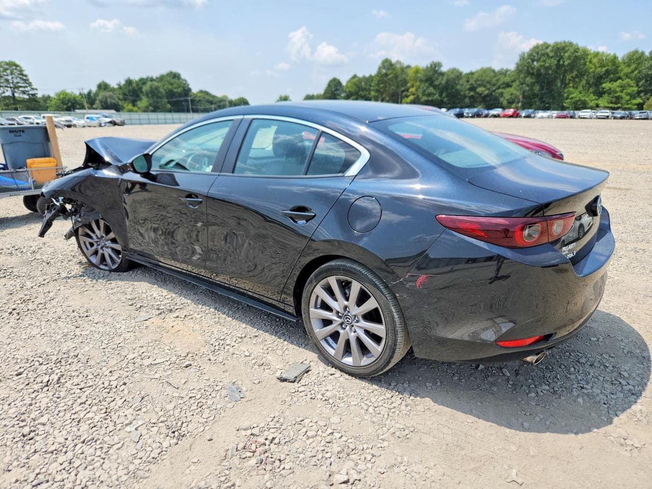 2023 Mazda 3 Preferred - foto 2