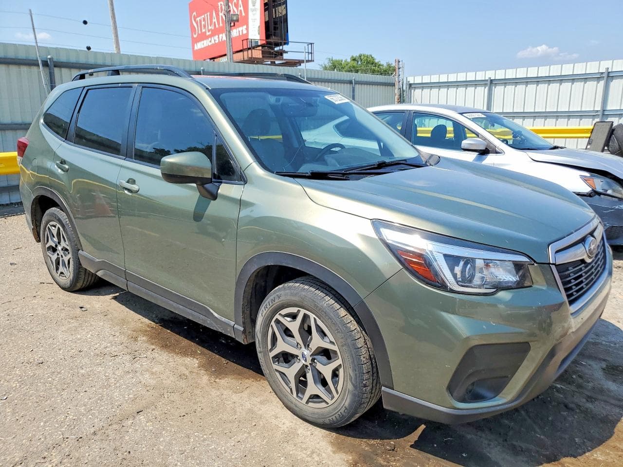 2020 Subaru Forester Premium - foto 4