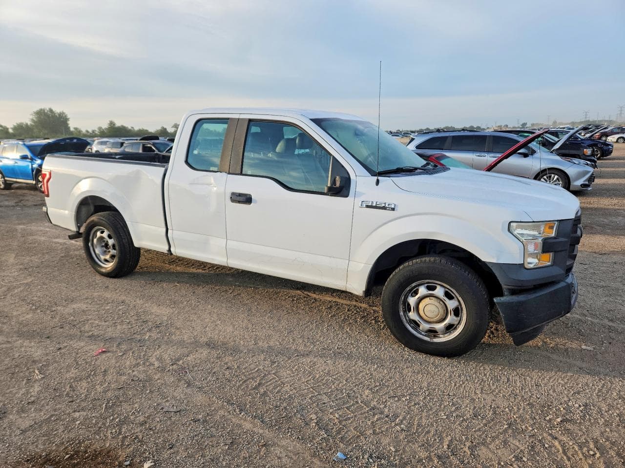 2015 Ford F150 Super Cab - foto 4