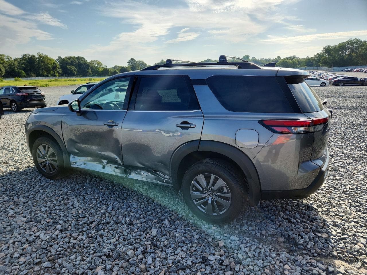 2026 Nissan Pathfinder Sv - foto 2