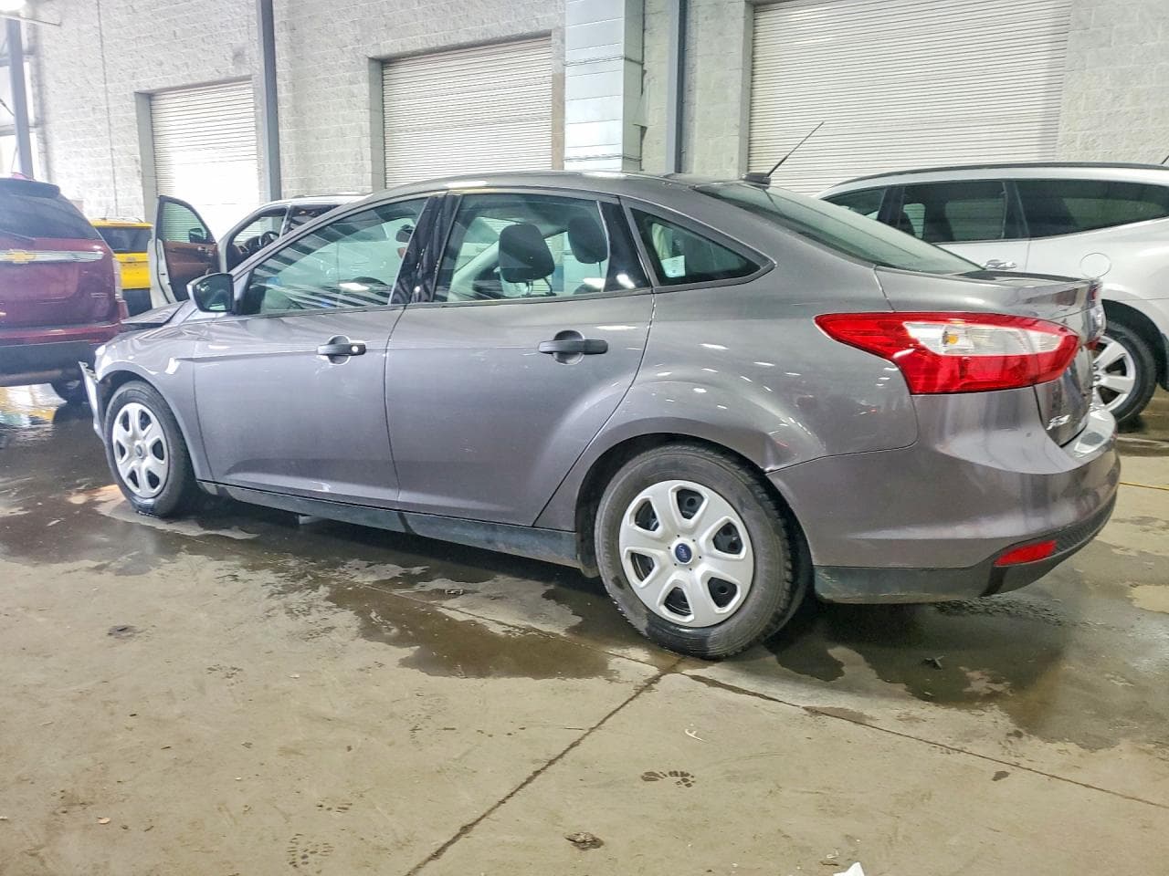 2014 Ford Focus S - foto 2