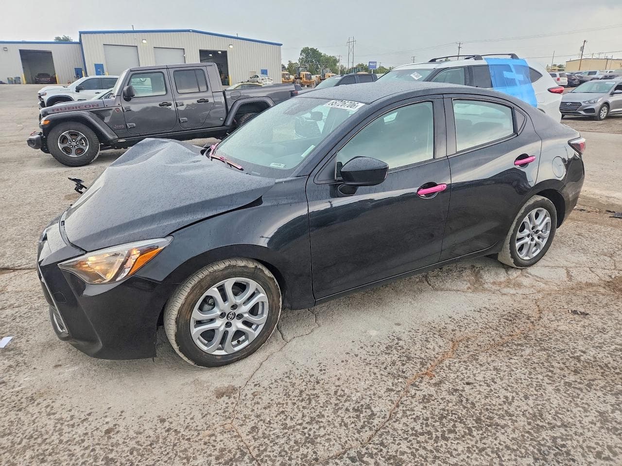 2017 Toyota Yaris Ia Base