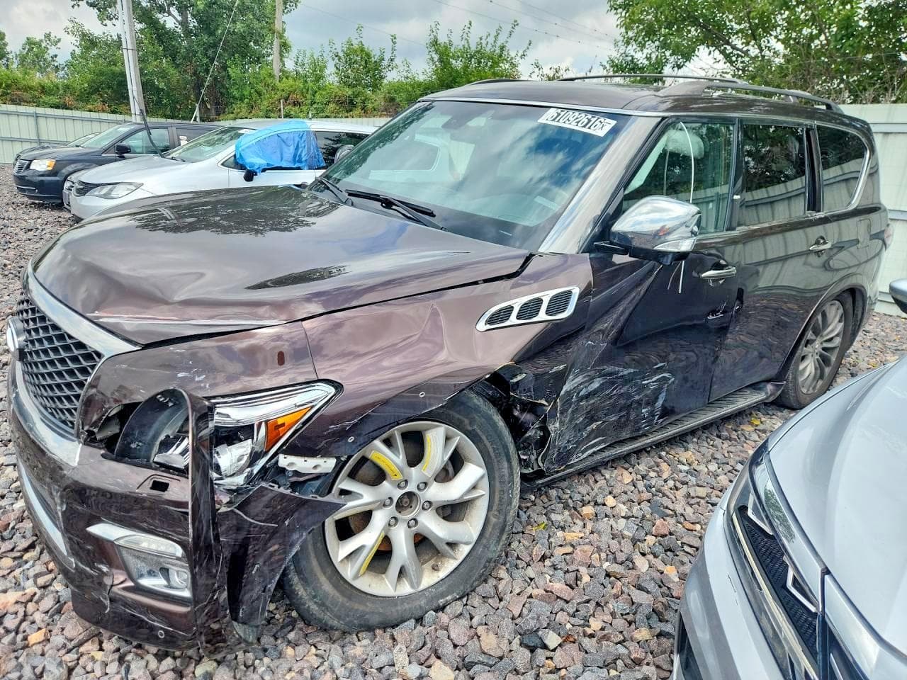 Infiniti QX80 2015 z USA