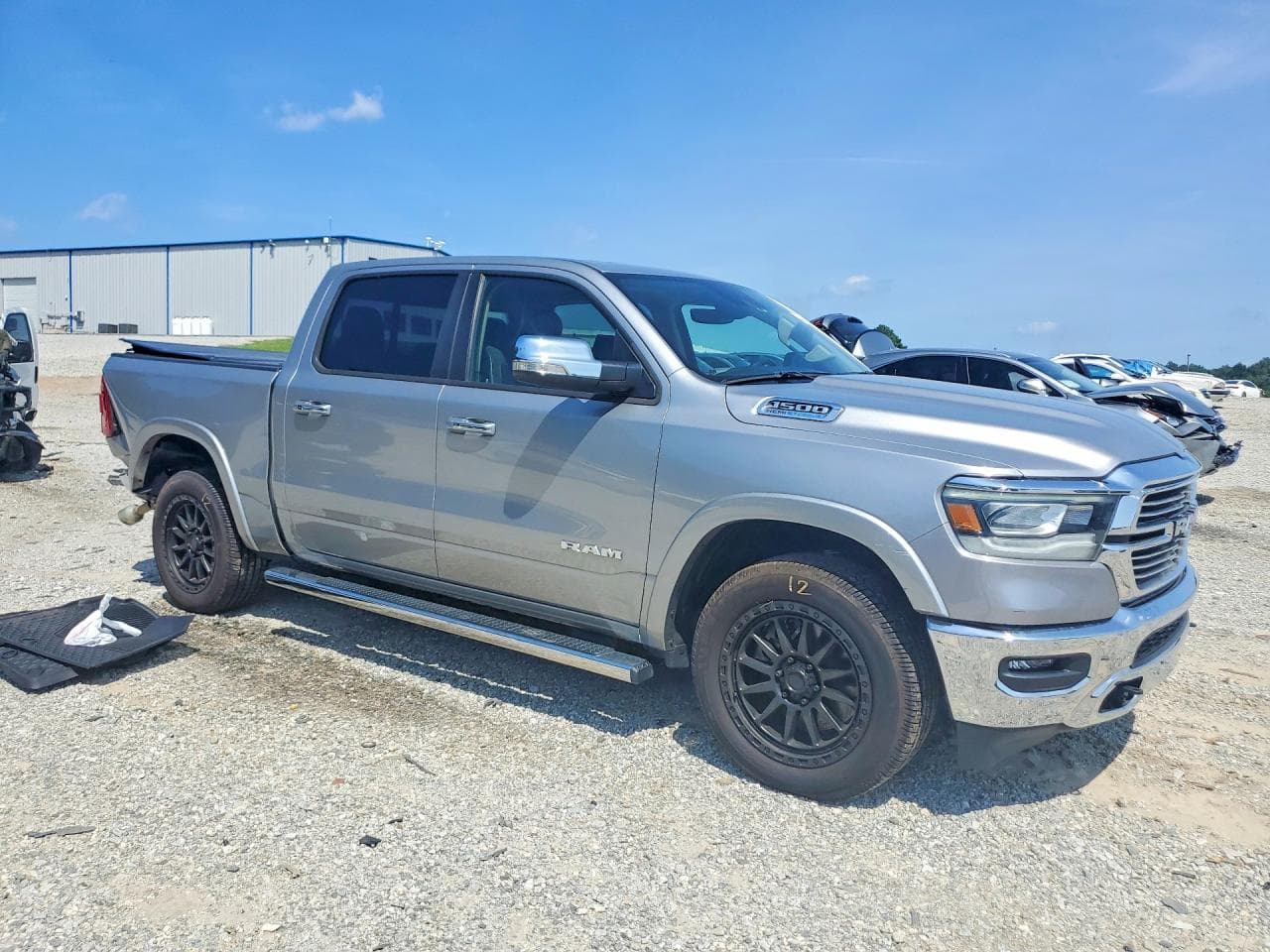 2021 Ram 1500 Laramie - foto 4