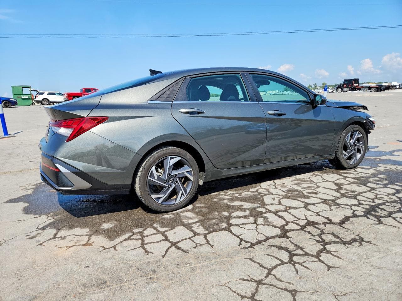 2025 Hyundai Elantra Sel - foto 3