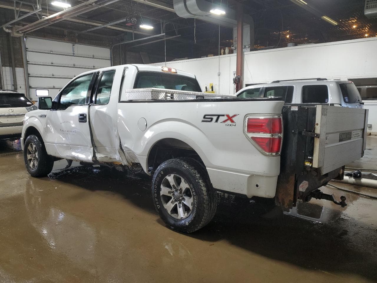 2014 Ford F150 Super Cab - foto 2