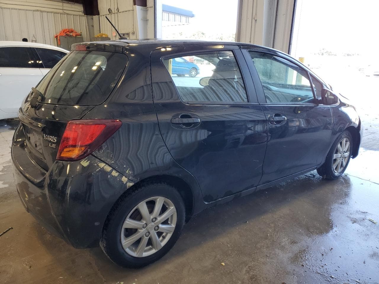 2016 Toyota Yaris 5-Door Le - foto 3