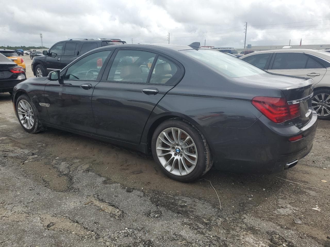 2013 BMW 750 I - foto 2